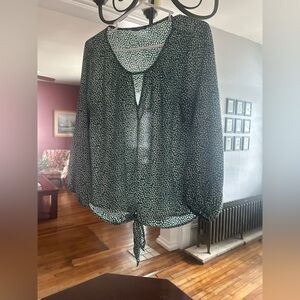 Elegant Women's Blouse